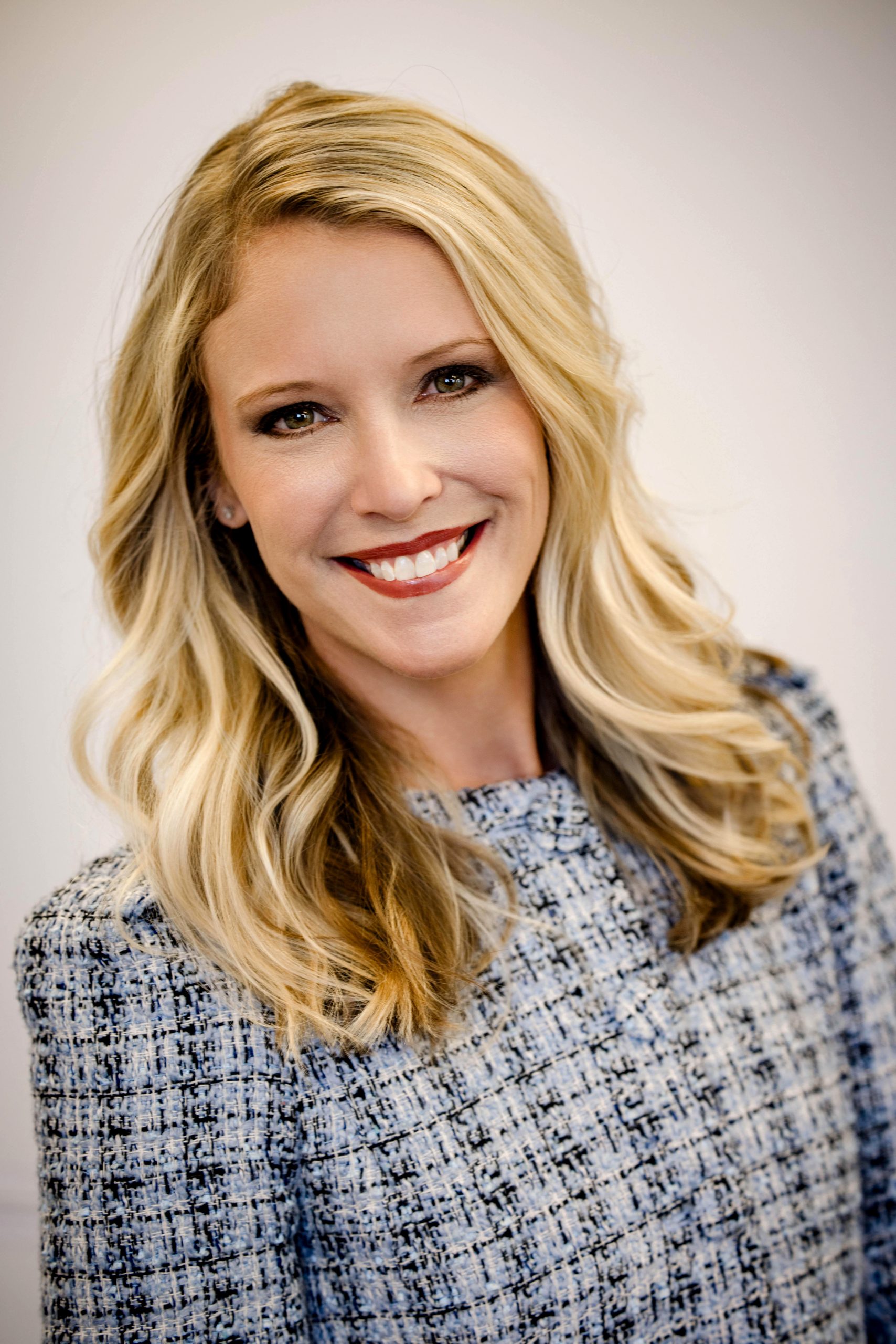 <p style="text-align:center;">
    <strong>District Attorney – Jennifer R. Bray</strong><br>
    <em>27th Judicial Circuit of Alabama (Marshall County)</em>
</p>